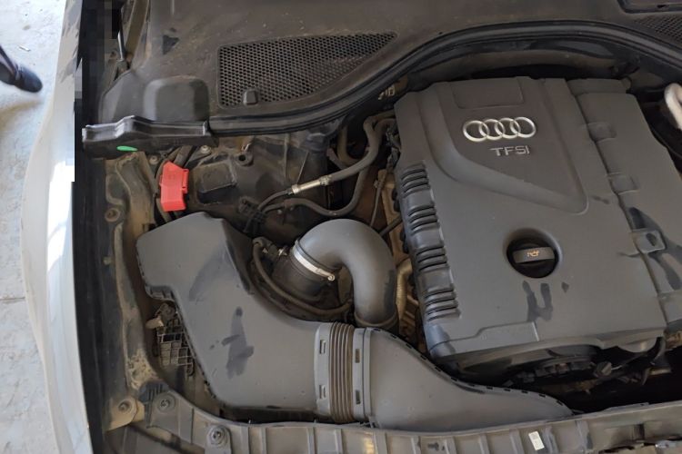 Used Audi A6L 2014 TFSI Comfort Model Engine Bay Right