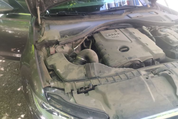 Used Audi A6L 2014 TFSI Standard Model Engine Bay Right