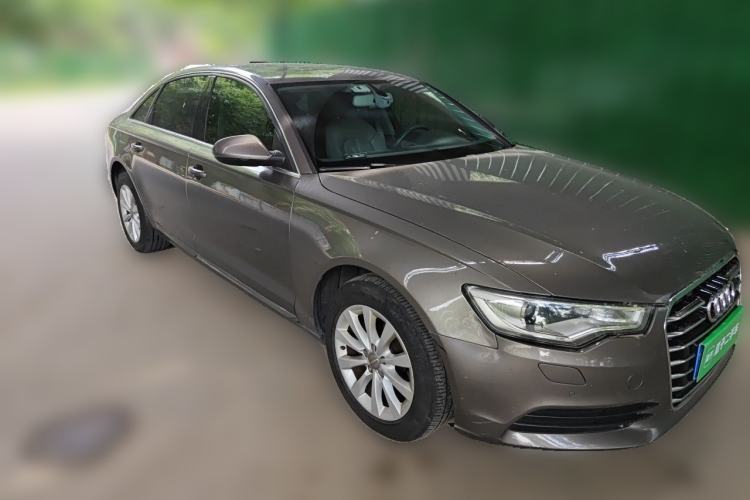 Used Audi A6L 2014 TFSI Standard Model Front Right 45 Deg