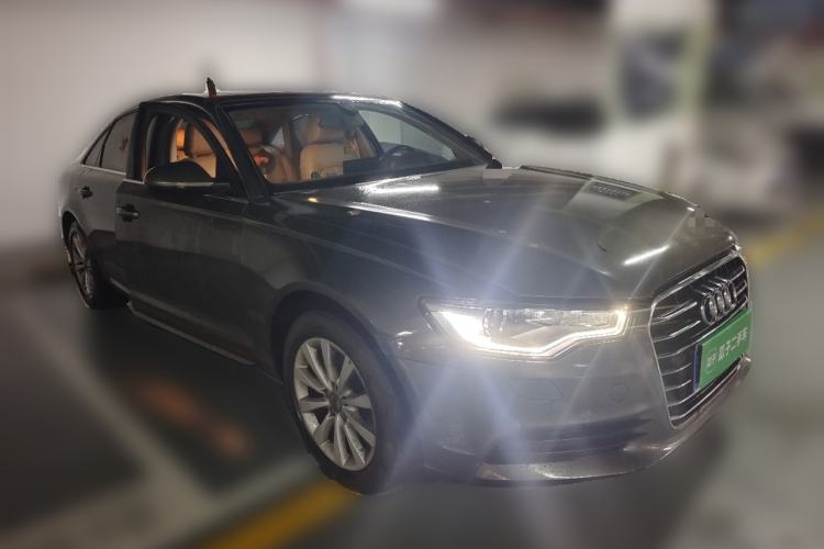 Used Audi A6L 2014 TFSI Standard Model Front Right 45 Deg