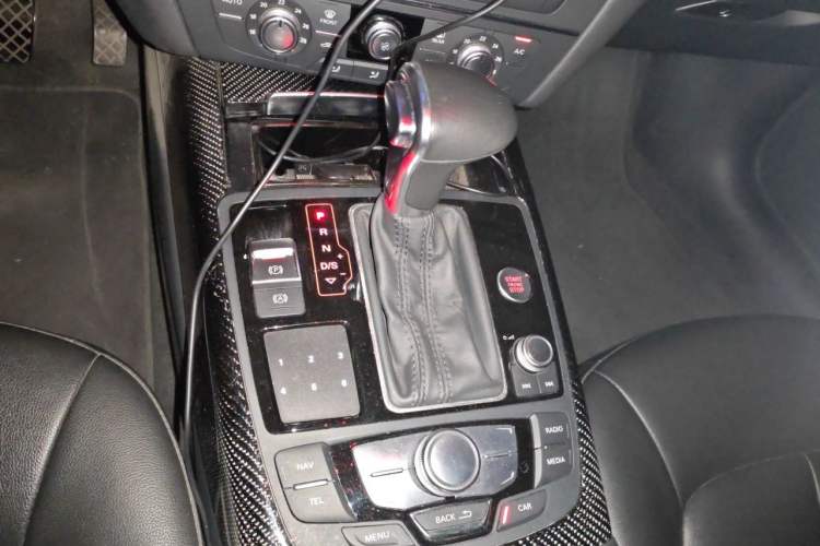 Used Audi A6L 2014 TFSI Standard Model Gear Lever
