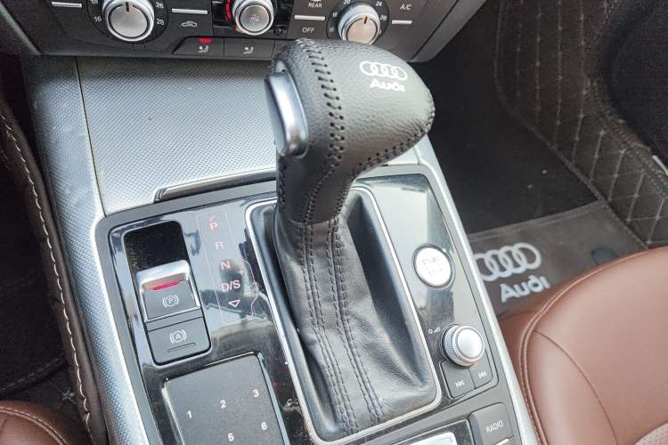 Used Audi A6L 2014 TFSI Standard Model Gear Lever