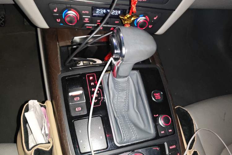 Used Audi A6L 2014 35 FSI quattro Luxury Model Gear Lever