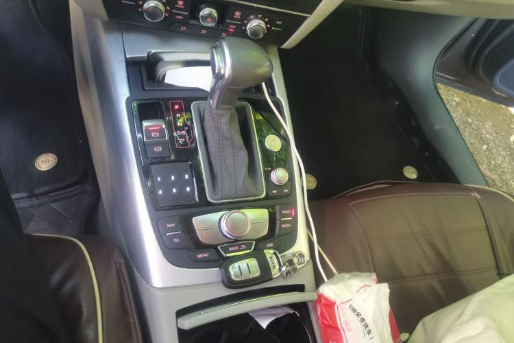 Used Audi A6L 2014 TFSI Standard Model Gear Lever