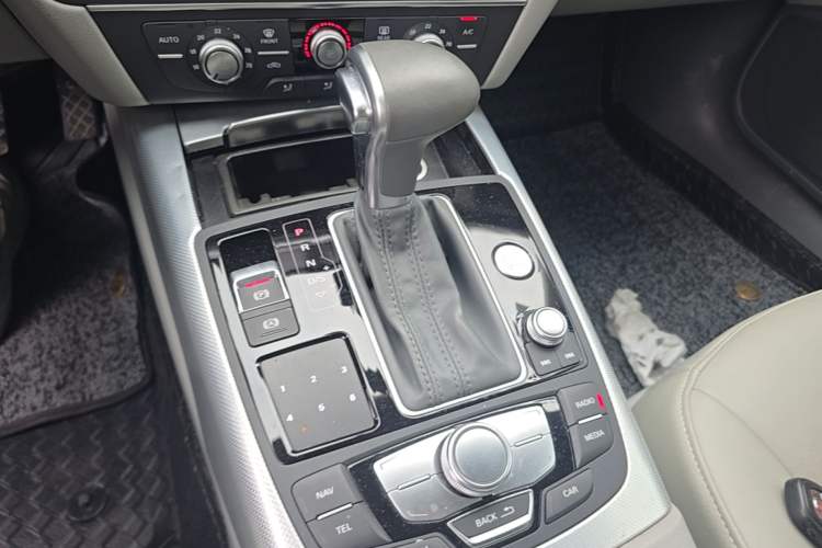 Used Audi A6L 2014 TFSI Standard Model Gear Lever