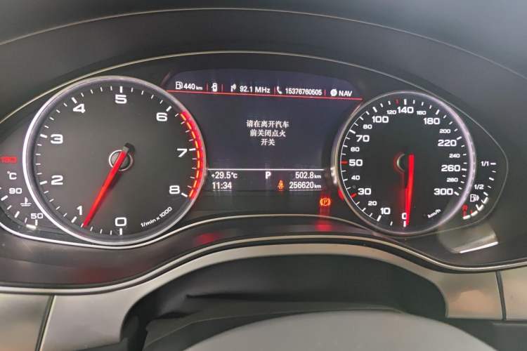 Used Audi A6L 2014 TFSI Standard Model Odometer Close Up