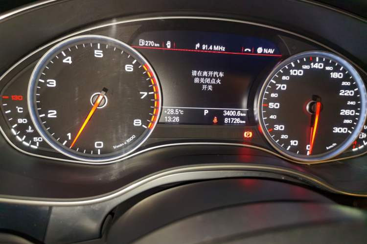 Used Audi A6L 2014 TFSI Standard Model Odometer Close Up