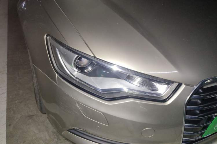 Used Audi A6L 2014 TFSI Standard Model Right Front Headlight