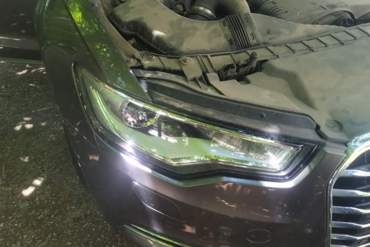 Used Audi A6L 2014 TFSI Standard Model Right Front Headlight