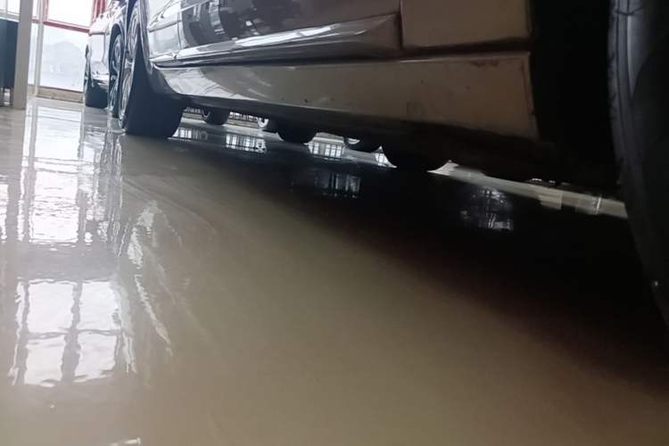 Used Audi A6L 2014 TFSI Standard Model Right Side Sill