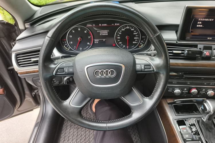 Used Audi A6L 2014 30 FSI Technology Model Steering Wheel