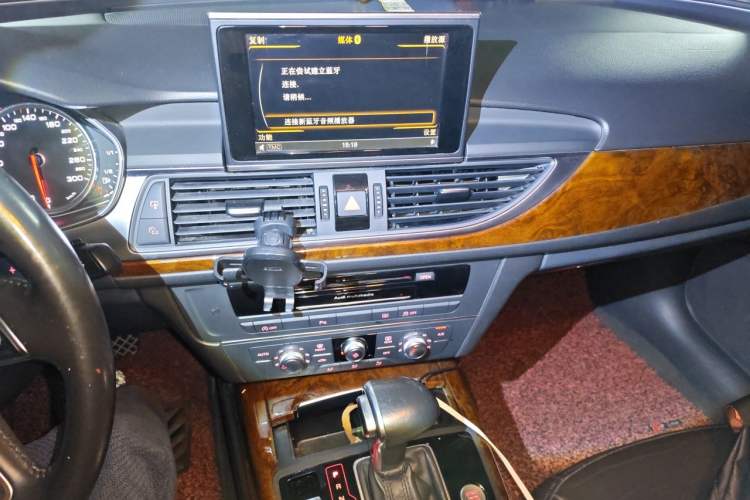 Used Audi A6L 2014 TFSI Standard Model Audio And AC Panel