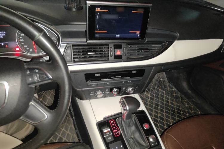 Used Audi A6L 2014 TFSI Standard Model Audio And AC Panel