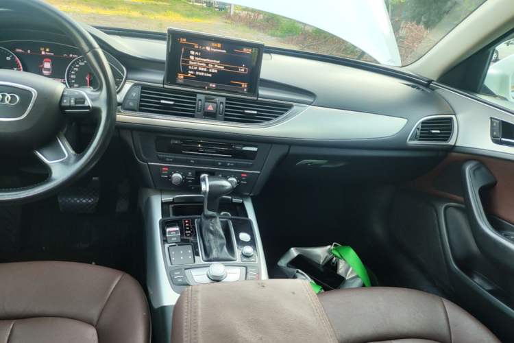 Used Audi A6L 2014 TFSI Standard Model Audio And AC Panel