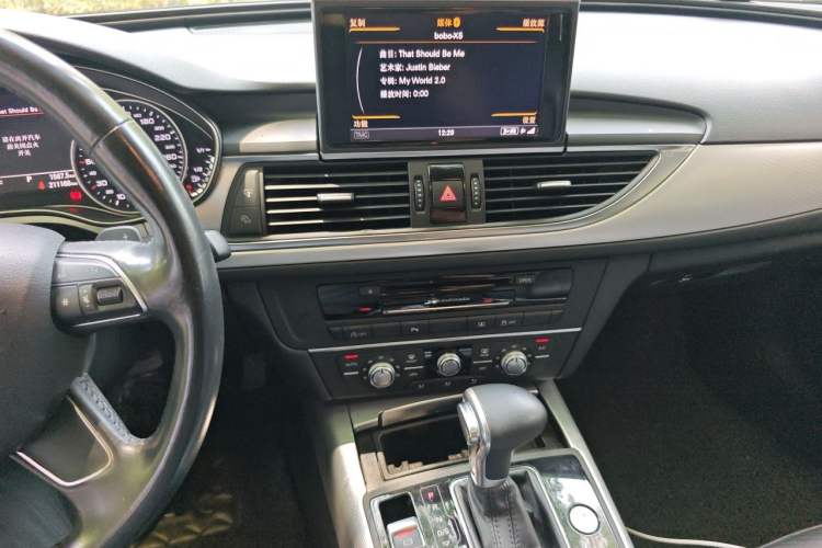 Used Audi A6L 2014 TFSI Standard Model Audio And AC Panel