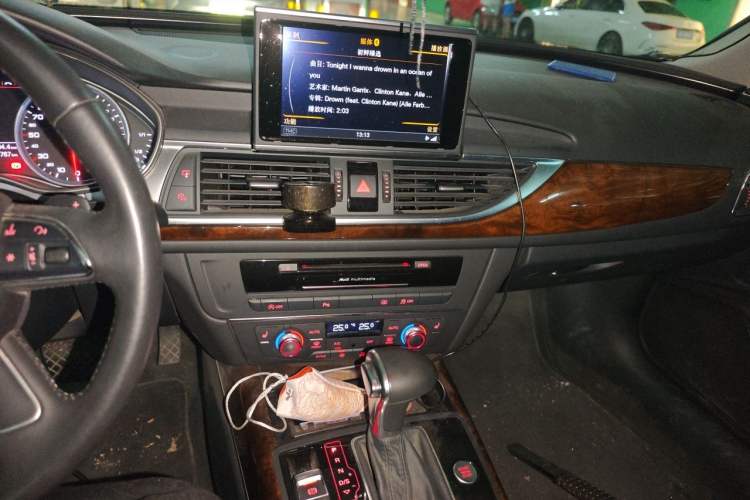 Used Audi A6L 2014 30 FSI Comfort Model Audio And AC Panel