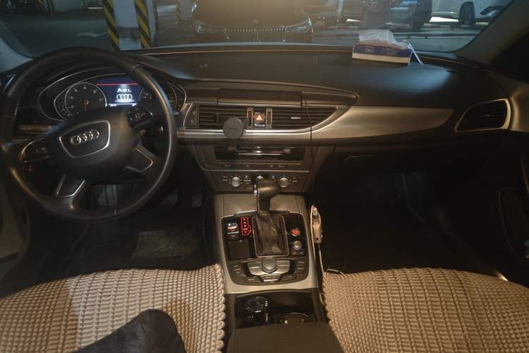 Used Audi A6L 2014 TFSI Standard Model Center Console