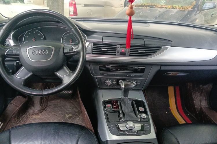 Used Audi A6L 2014 TFSI Comfort Model Center Console