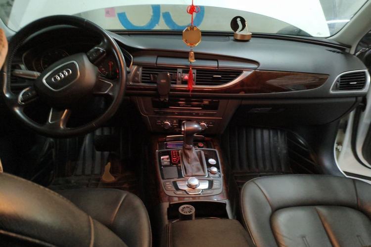 Used Audi A6L 2014 TFSI Standard Model Center Console