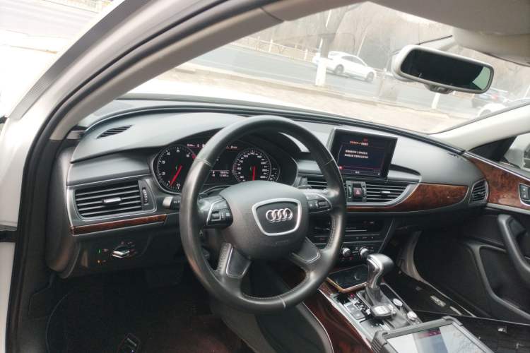 Used Audi A6L 2014 TFSI Standard Model Center Console
