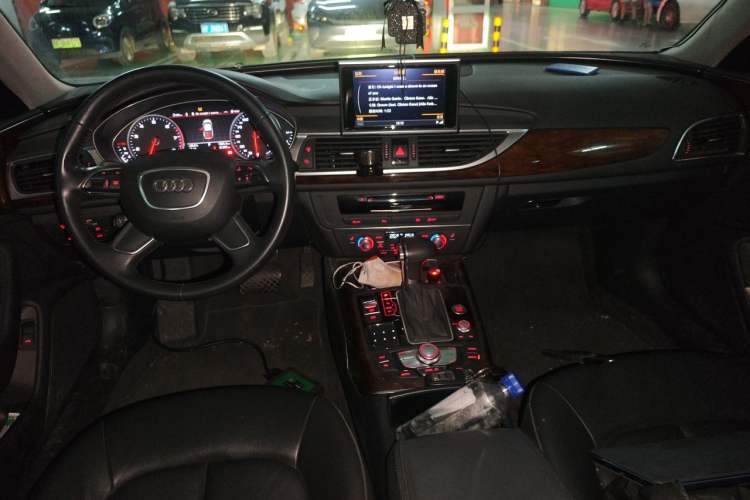 Used Audi A6L 2014 30 FSI Comfort Model Center Console