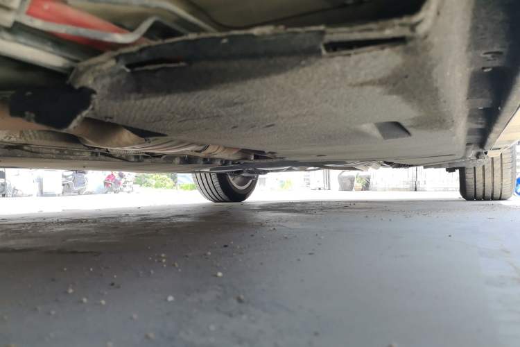 Used Audi A6L 2014 TFSI Standard Model Chassis Front Left