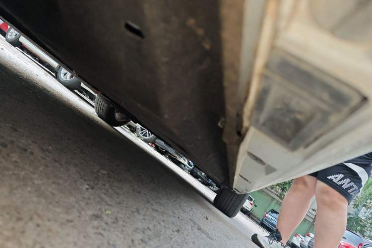 Used Audi A6L 2014 TFSI Standard Model Chassis Front Left