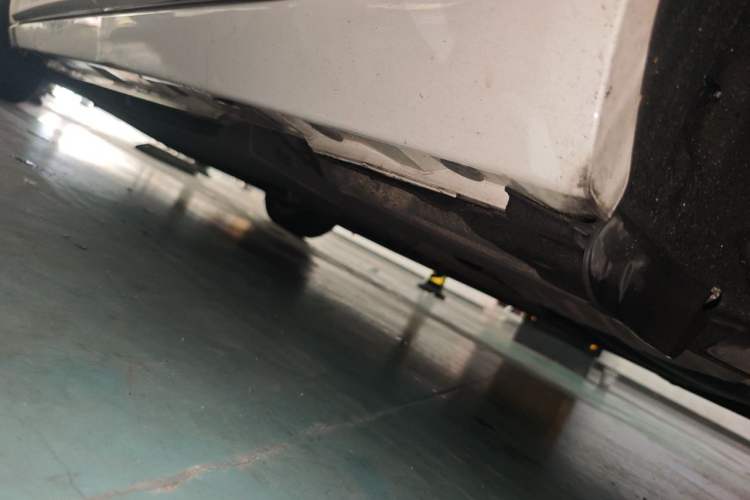 Used Audi A6L 2014 TFSI Standard Model Chassis Rear Left