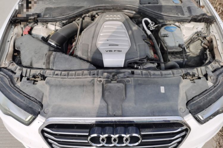 Used Audi A6L 2014 30 FSI Comfort Model Engine Bay