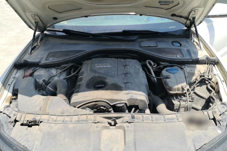 Used Audi A6L 2014 TFSI Standard Model Engine Bay