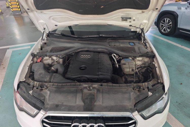 Used Audi A6L 2014 TFSI Standard Model Engine Bay