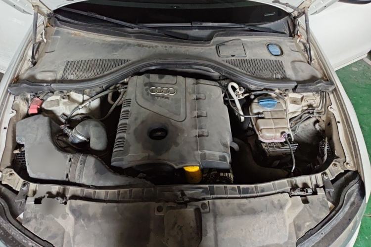 Used Audi A6L 2014 TFSI Comfort Model Engine Bay