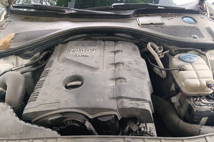 Used Audi A6L 2014 TFSI Comfort Model Engine Bay
