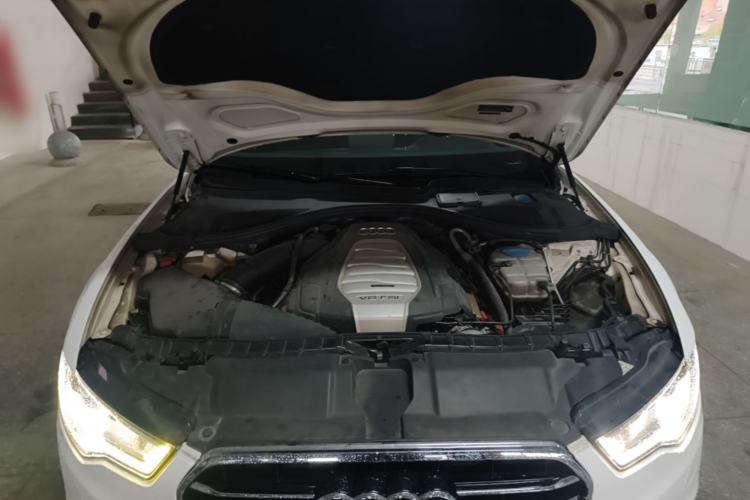 Used Audi A6L 2014 30 FSI Comfort Model Engine Bay