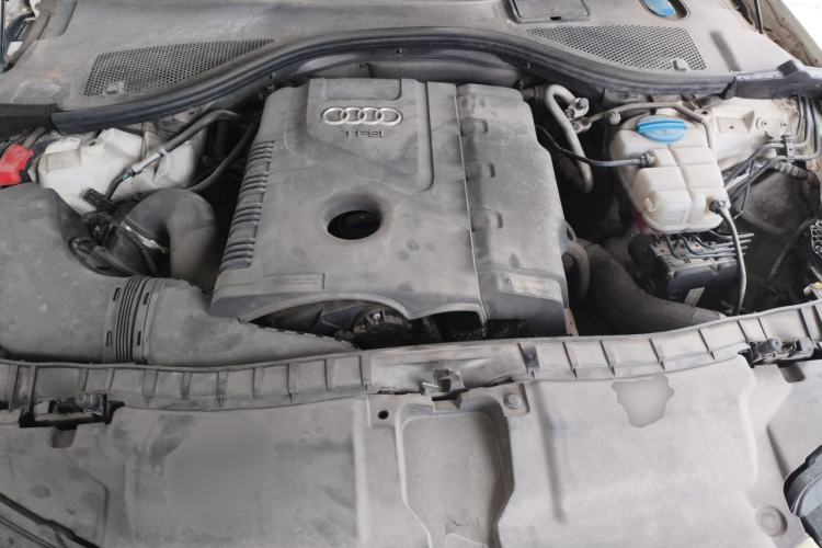 Used Audi A6L 2014 TFSI Standard Model Engine Bay