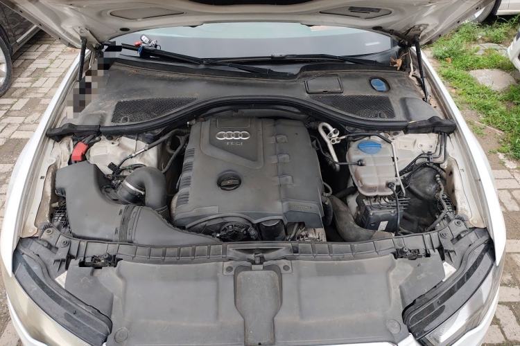 Used Audi A6L 2014 TFSI Standard Model Engine Bay