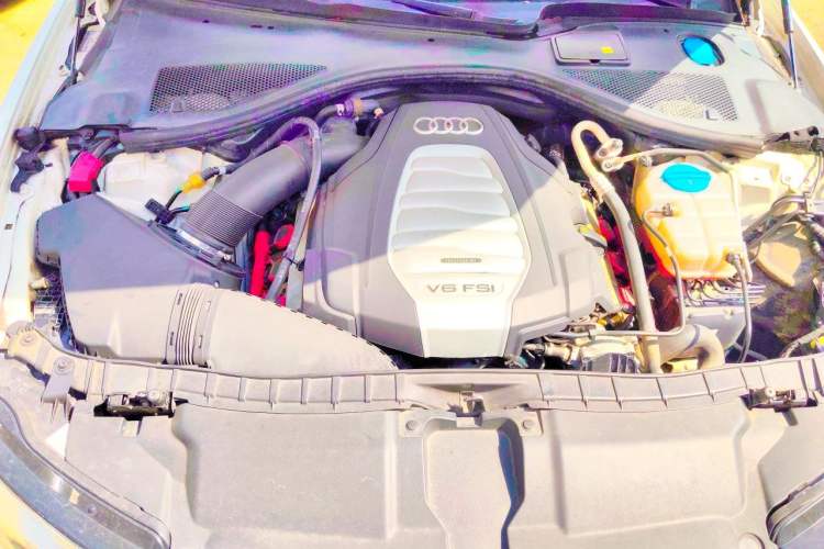 Used Audi A6L 2014 30 FSI Luxury Model Engine Bay
