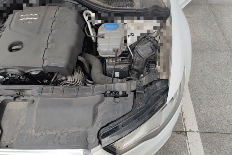 Used Audi A6L 2014 TFSI Standard Model Engine Bay Left