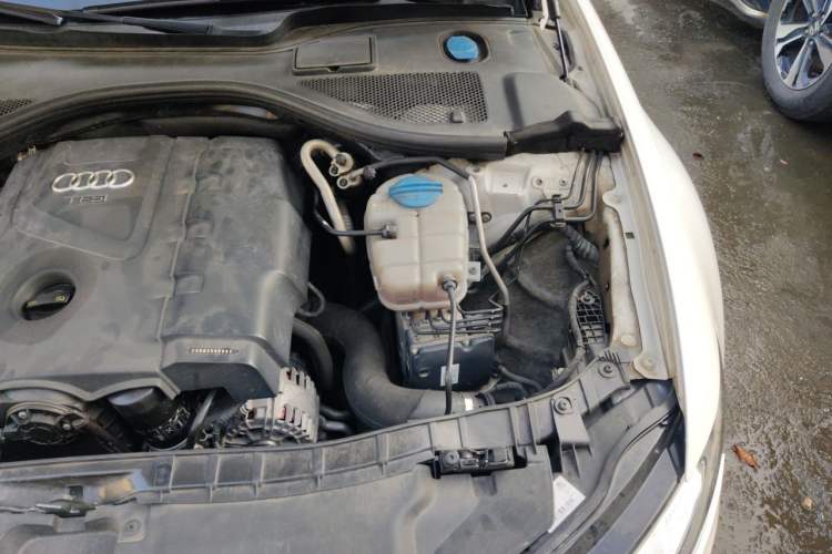 Used Audi A6L 2014 TFSI Comfort Model Engine Bay Left