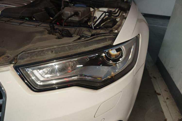 Used Audi A6L 2014 30 FSI Comfort Model Engine Bay Left