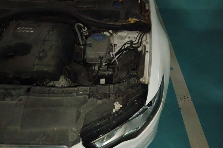 Used Audi A6L 2014 TFSI Standard Model Engine Bay Left