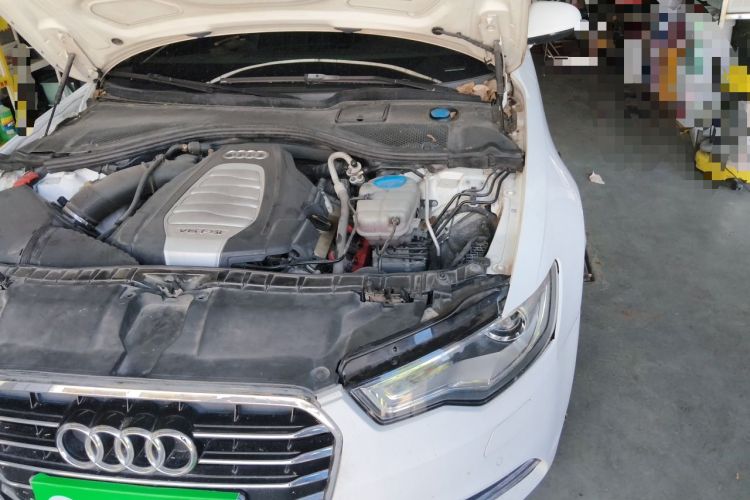 Used Audi A6L 2014 30 FSI Comfort Model Engine Bay Left