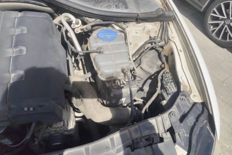 Used Audi A6L 2014 TFSI Standard Model Engine Bay Left