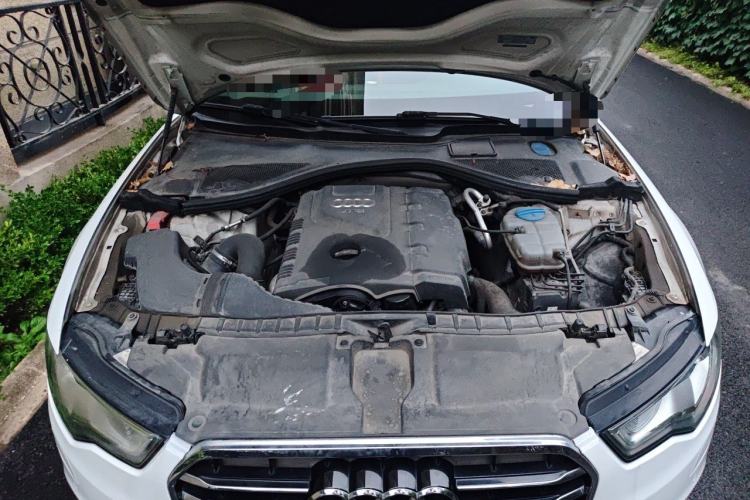 Used Audi A6L 2014 TFSI Standard Model Engine Bay