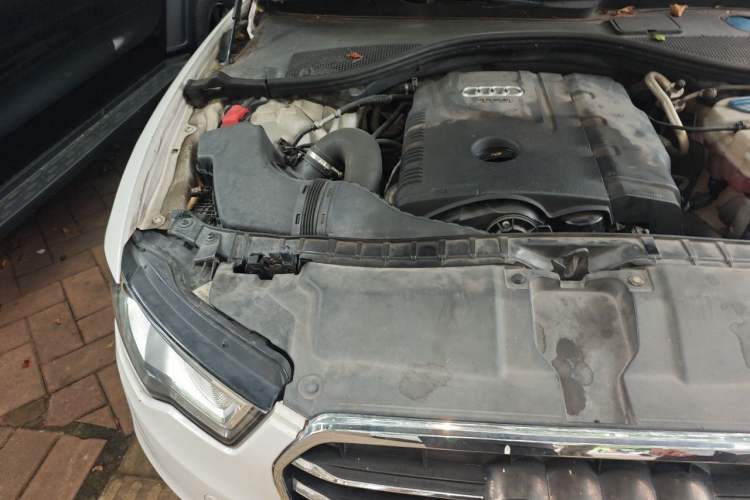 Used Audi A6L 2014 TFSI Standard Model Engine Bay Right