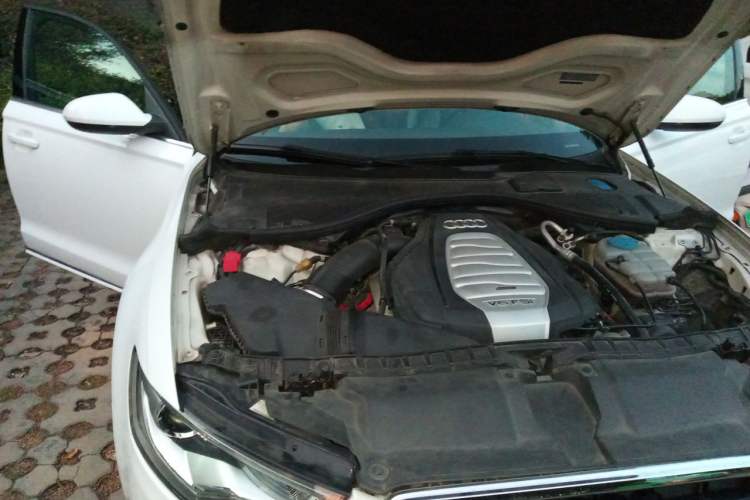 Used Audi A6L 2014 30 FSI Comfort Model Engine Bay Right