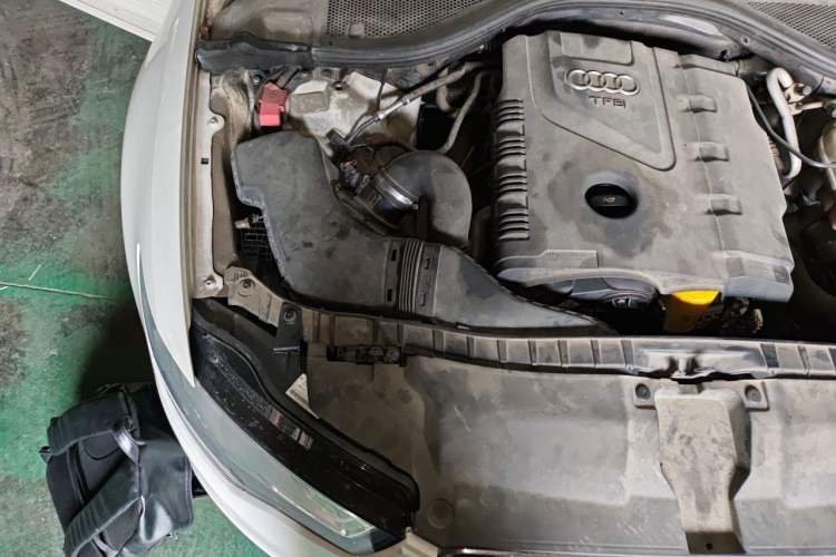 Used Audi A6L 2014 TFSI Comfort Model Engine Bay Right