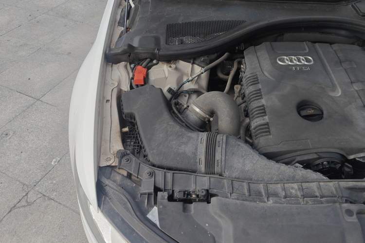 Used Audi A6L 2014 TFSI Standard Model Engine Bay Right