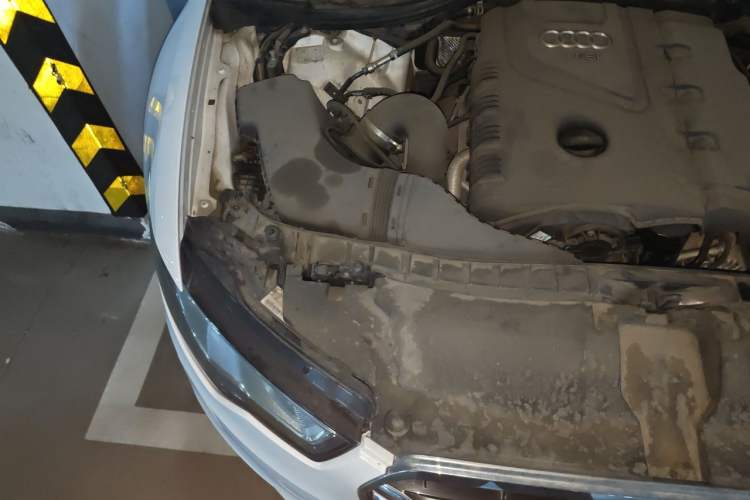 Used Audi A6L 2014 TFSI Standard Model Engine Bay Right