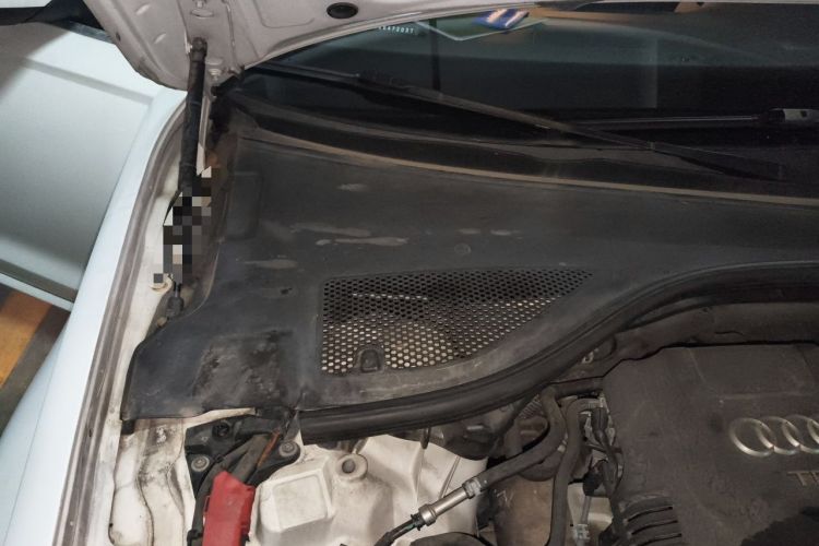 Used Audi A6L 2014 TFSI Standard Model Engine Bay Right